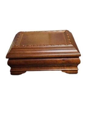 Classic Treasures Vintage Walnut Finish Jewelry Box